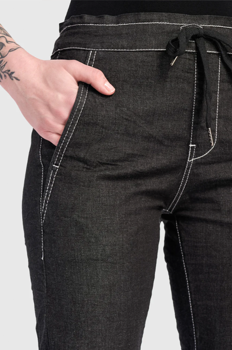 Washed Iconic Stretch Drawstring Jeans in Jet