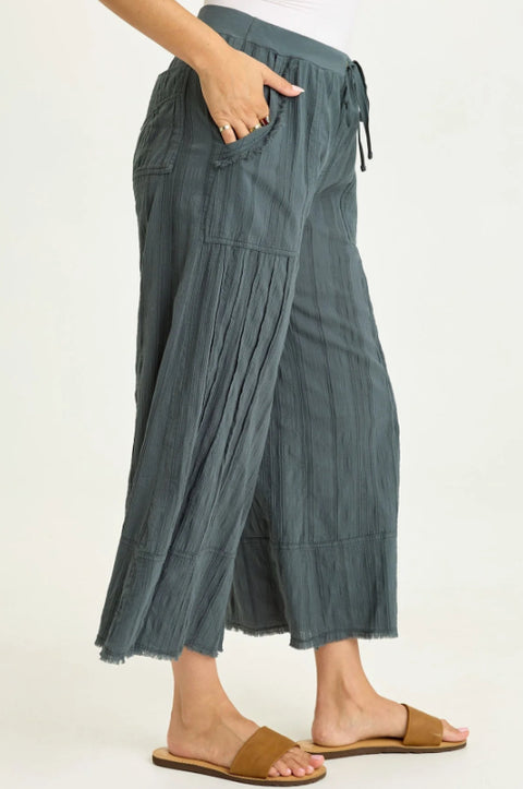 Doyen Textured Gauze Crop